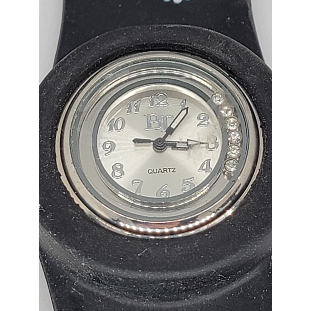 Bt Women's Black Flower Sleek  Fashion Silicone Rubber Slap Wrist Casual Watches